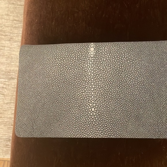 Grey stingray cross body bag - Picture 5 of 5